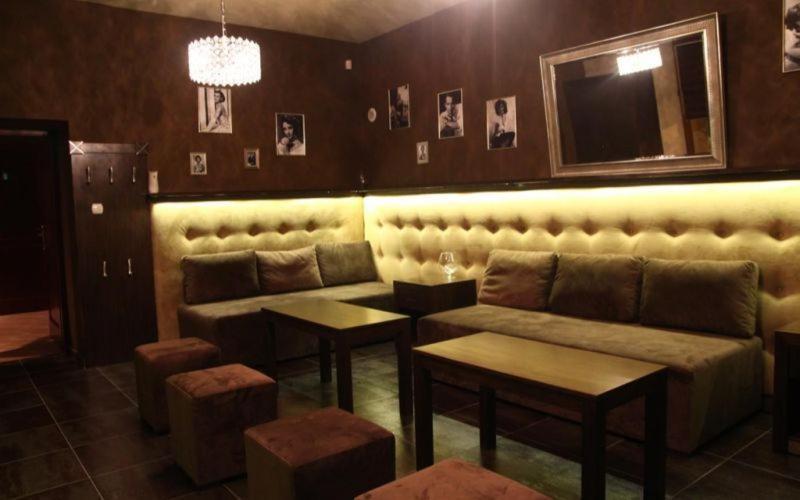 Rynek 6 Retro Pub & Hostel Ράντομ Εξωτερικό φωτογραφία